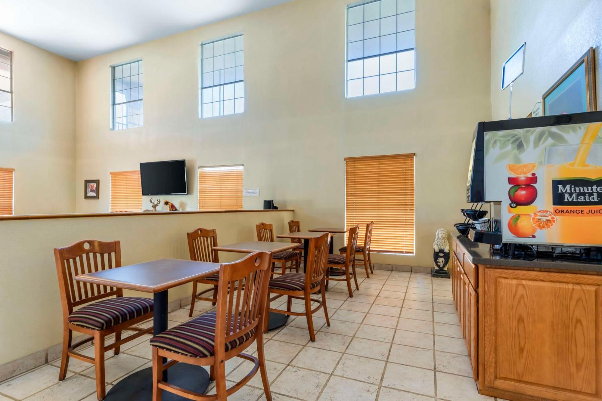 Best Western Executive Inn Hallettsville Exterior foto